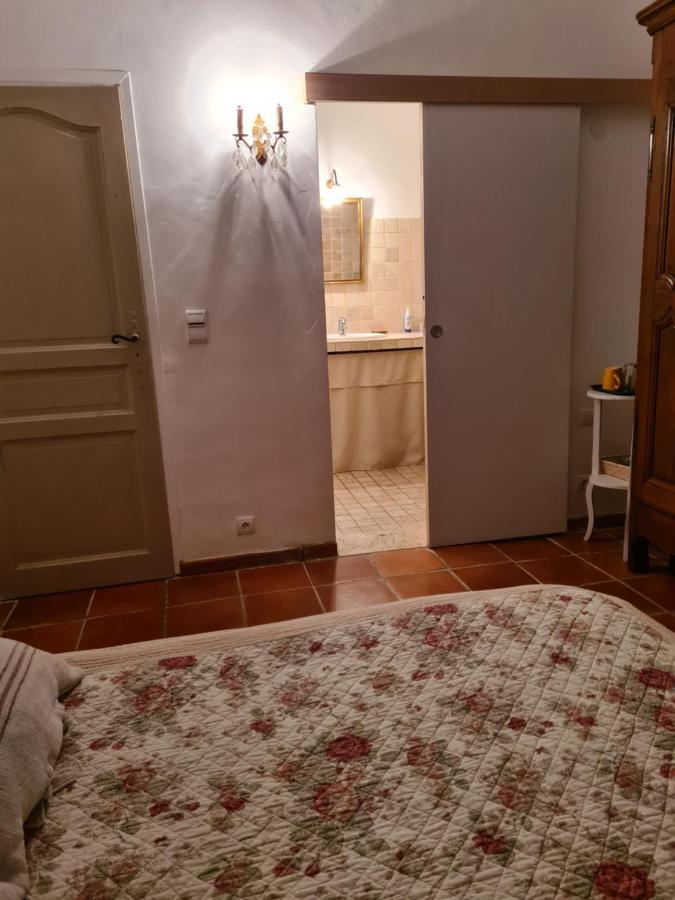 Le Mas Des Pins Mane  Zewnętrze zdjęcie